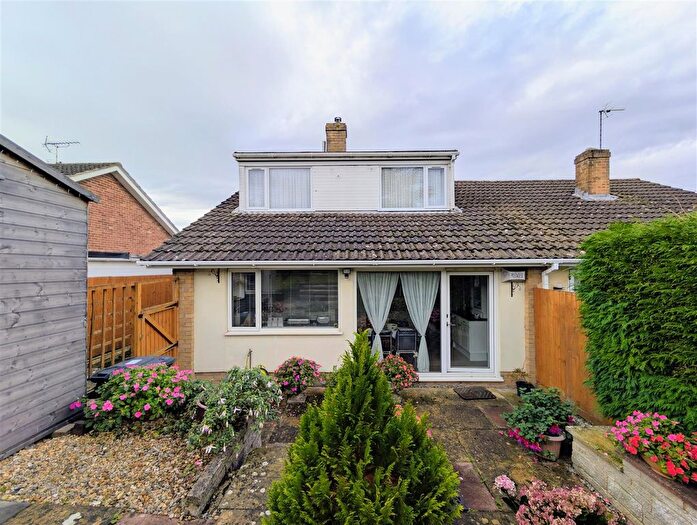 2 Bedroom Semi-Detached Bungalow For Sale In Arundel Close, Tuffley, Gloucester, GL4