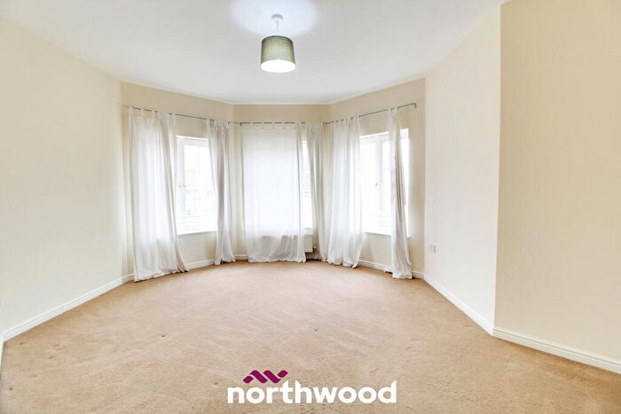 3 Bedroom Flat To Rent In Cavalier Court, Woodfield Plantation, Doncaster, DN4