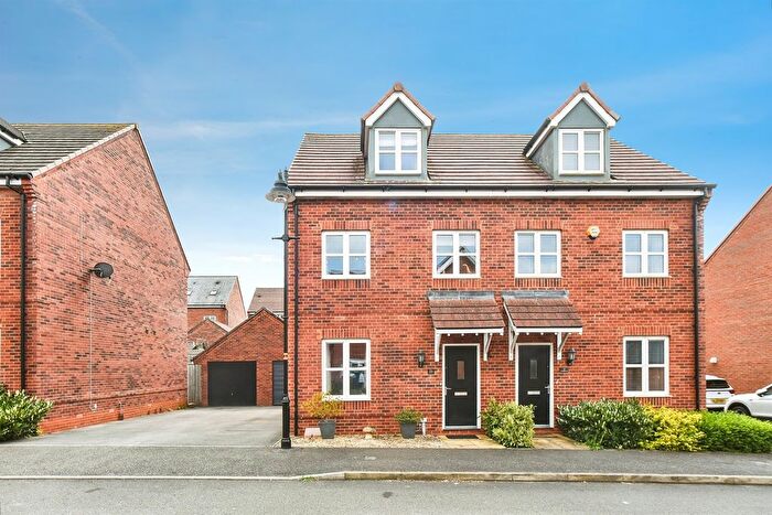 3 Bedroom Property For Sale In Goldthorp Avenue, Amesbury, Salisbury, SP4