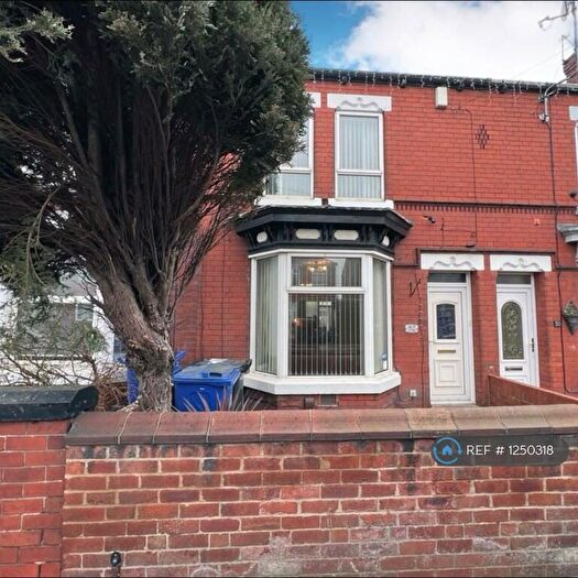 3 Bedroom Terraced House To Rent In Wentworth Road, Doncaster, DN2