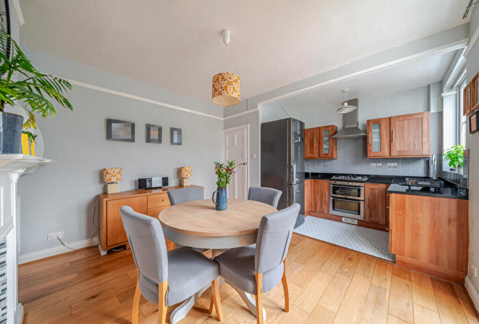 3 Bedroom End Of Terrace House For Sale In Milton Road, Wallington, SM6