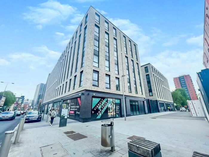 2 Bedroom Flat To Rent In Carmine, Chapel Street, Salford, M3