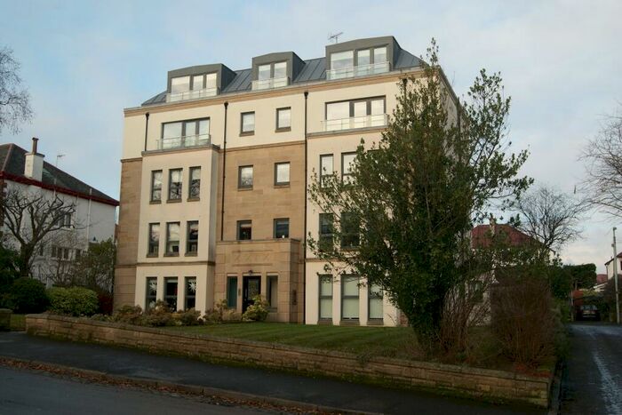2 Bedroom Apartment To Rent In Winton Drive, Kelvinside, G12