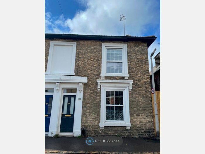3 Bedroom Semi-Detached House To Rent In Church Road, Leighton Buzzard, LU7