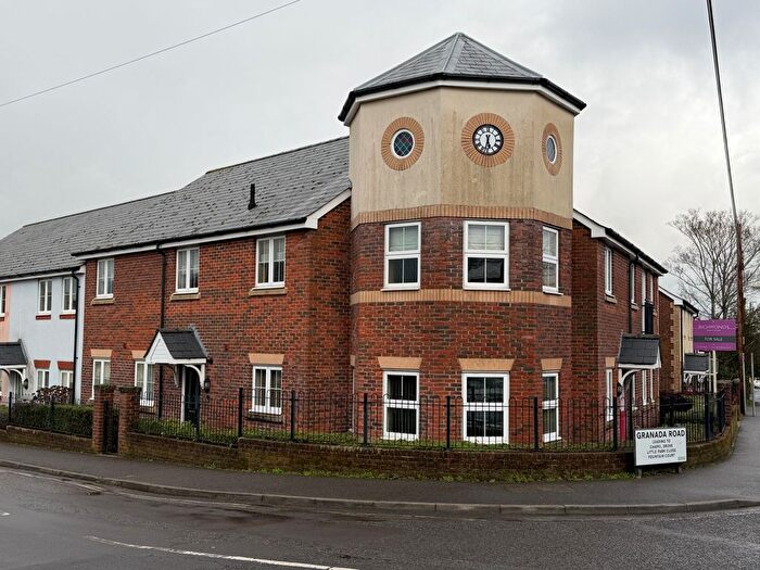 2 Bedroom Flat For Sale In Chapel Drove, Hedge End, Southampton, SO30