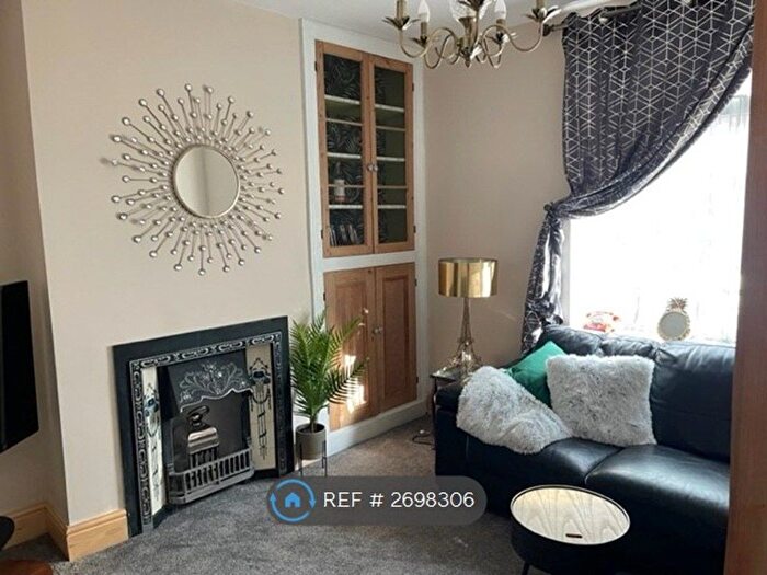 2 Bedroom Detached House To Rent In Station Road, Pilsley, Chesterfield, S45