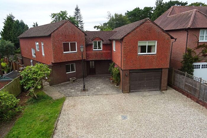 4 Bedroom Detached House To Rent In Speen Lane, Newbury, RG14