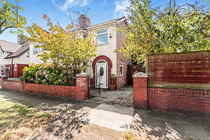 3 Bedroom Semi-Detached House For Sale In Nazeby Avenue, Crosby, L23