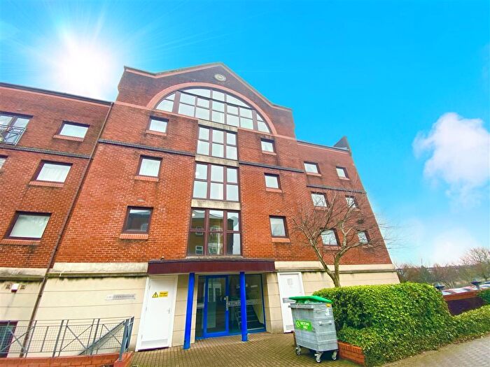 2 Bedroom Property To Rent In Earl Cunningham Court, Schooner Way, Cardiff, CF10