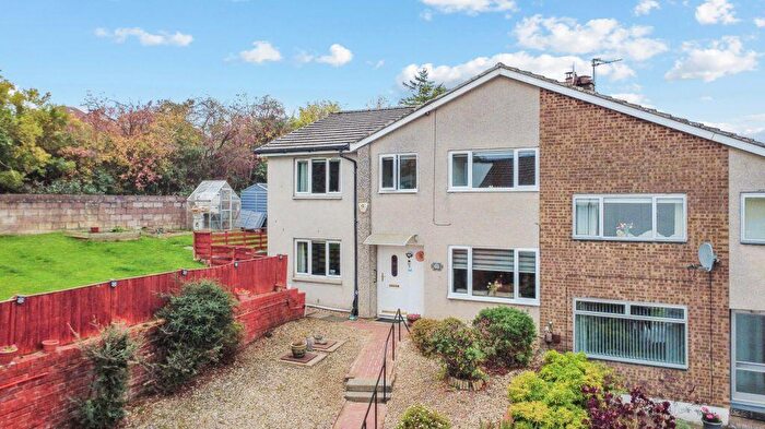 4 Bedroom Semi Detached House For Sale In Baberton Mains Loan, Edinburgh, EH14