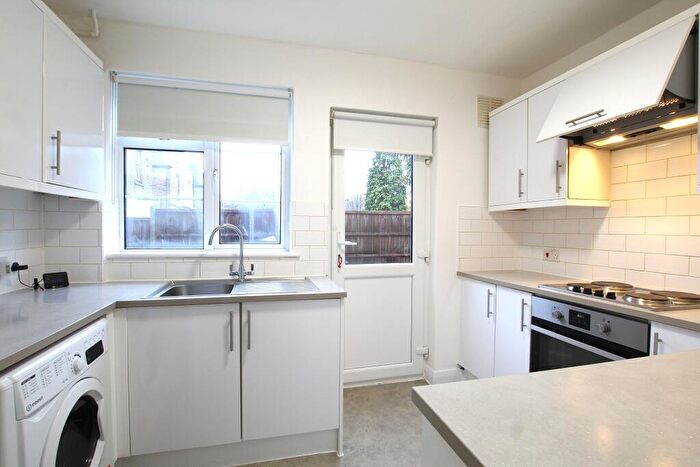 2 Bedroom Flat To Rent In Park Croft (), Harrow., HA3
