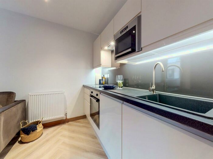 Apartment To Rent In Apt, Live Oasis Deansgate #, M2