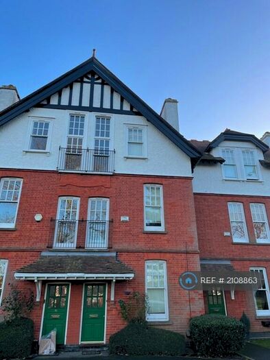 4 Bedroom Terraced House To Rent In Great Stony Park, Ongar, CM5