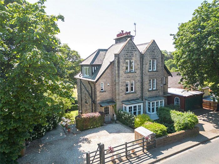 4 Bedroom Semi-Detached House For Sale In Harrogate Road, Huby, LS17