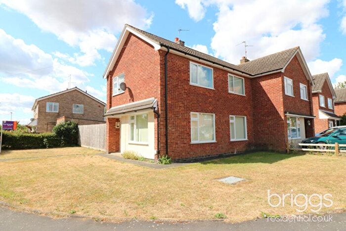 3 Bedroom Semi-Detached House For Sale In Beech Road, Glinton, Market Deeping, PE6