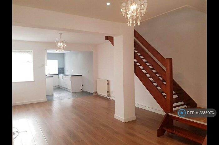 3 Bedroom Terraced House To Rent In Cuthbert Road, Portsmouth, PO1