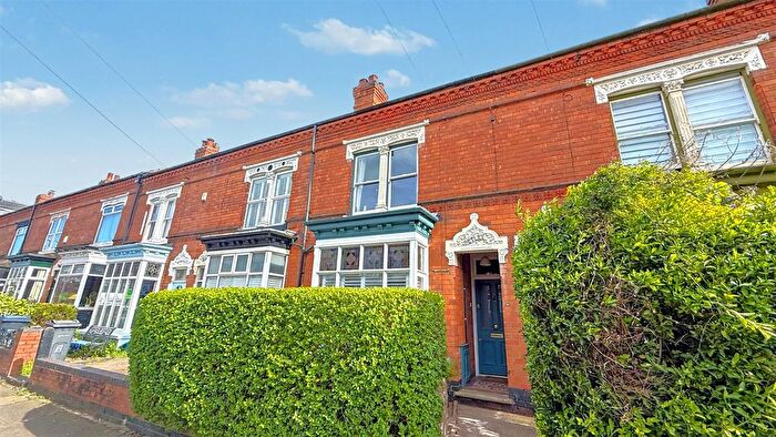 3 Bedroom Terraced House For Sale In Beaumont Road, Bournville, Birmingham, B30