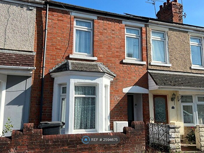 2 Bedroom Terraced House To Rent In Summers Street, Swindon, SN2