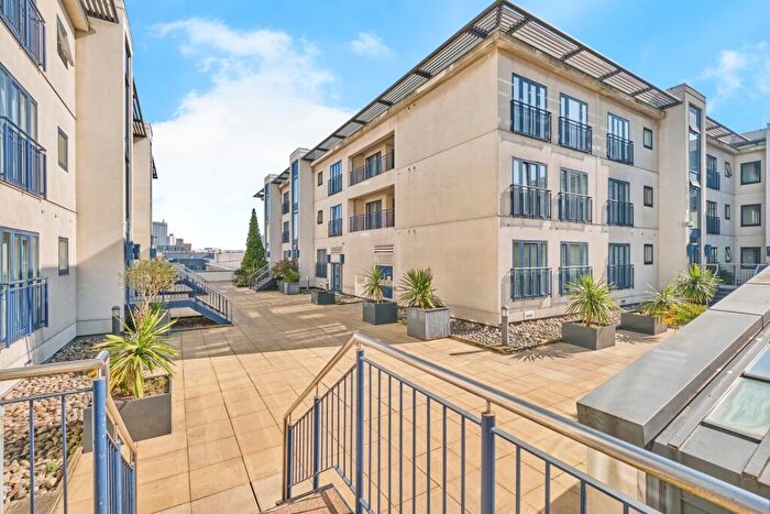 1 Bedroom Flat For Sale In Wharfside Street, Birmingham, West Midlands, B1