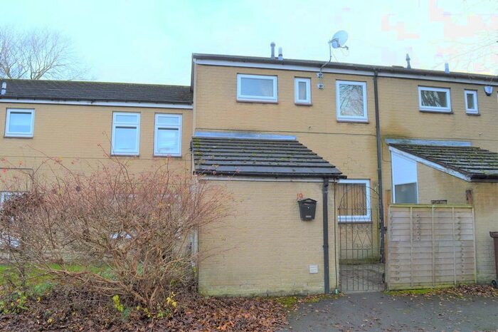 3 Bedroom Terraced House To Rent In Elmhurst Close, Leeds, LS17