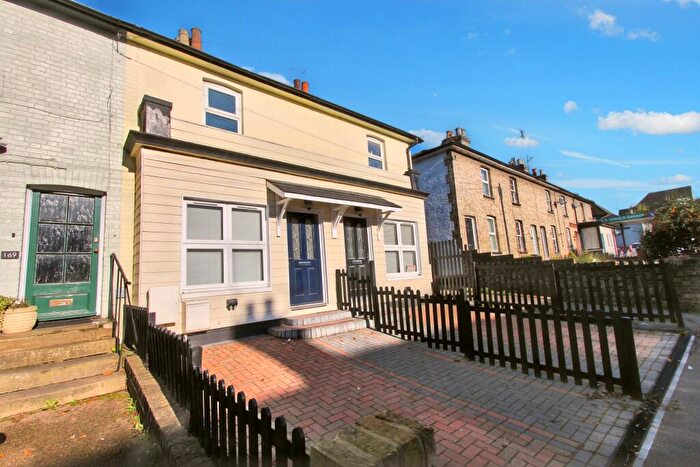 2 Bedroom House To Rent In Springfield Road, Chelmsford, CM2