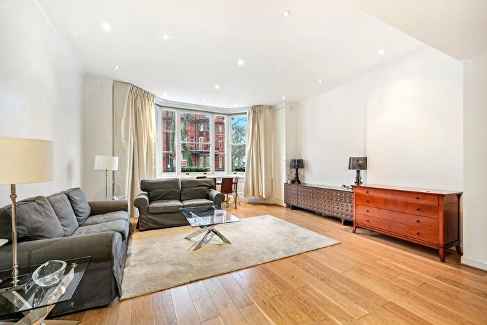 1 Bedroom Flat To Rent In Pont Street, Knightsbridge, SW1X