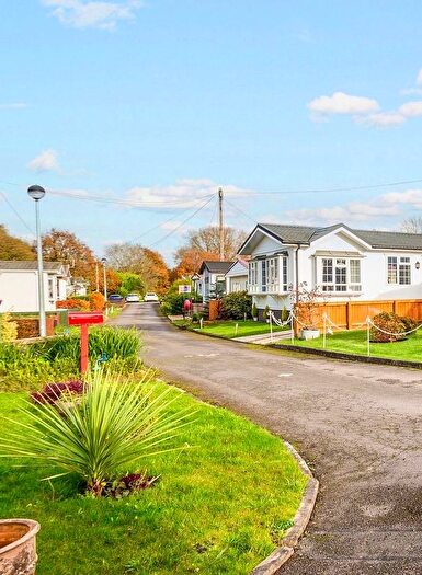 2 Bedroom Park Home For Sale In Paddock Hill, Mobberley Knutsford, WA16