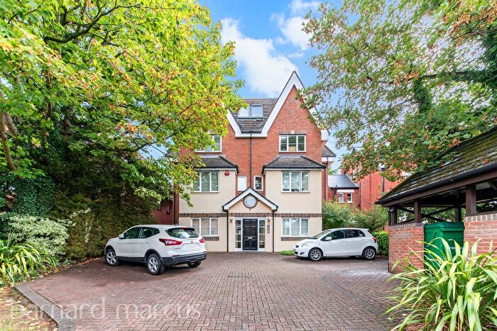 2 Bedroom Flat For Sale In Langley Park Road, Sutton, SM2