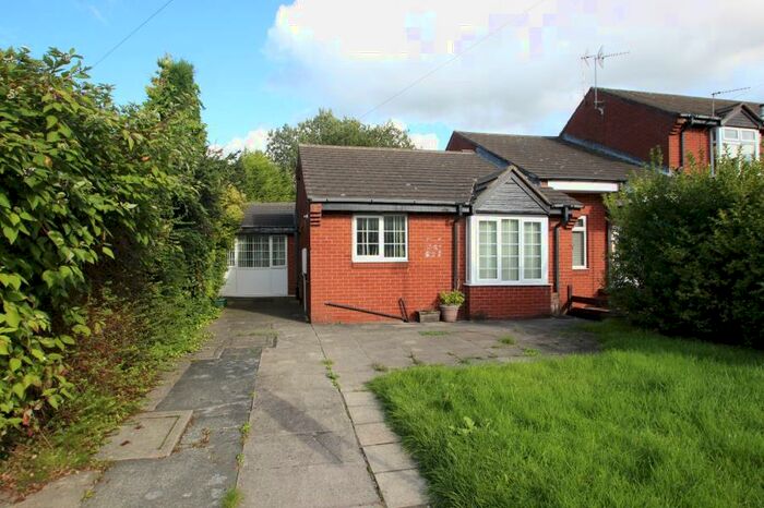 3 Bedroom Semi-Detached House To Rent In Kingfisher Way, Alwodley, Leeds, LS17