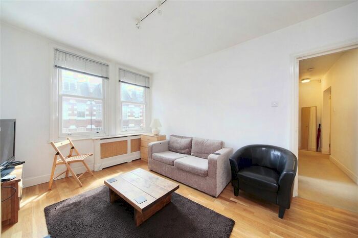 1 Bedroom Flat To Rent In St John's Road, Battersea, SW11