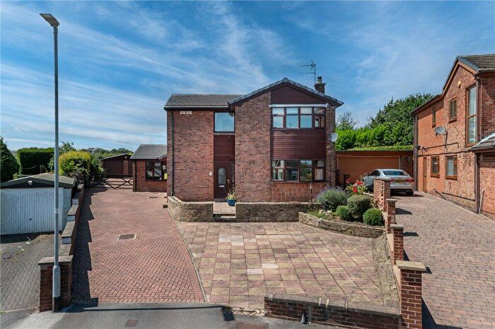5 Bedroom Detached House For Sale In The Roundway, Morley, Leeds, West Yorkshire, LS27