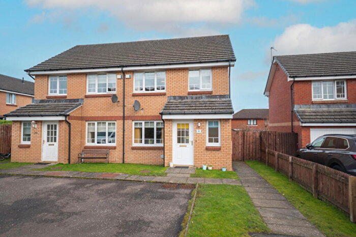 3 Bedroom Semi Detached House For Sale In Convent Road, Barrhead, Glasgow, G78