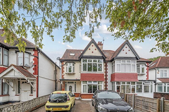 4 Bedroom Property To Rent In The Dene, Wembley, HA9