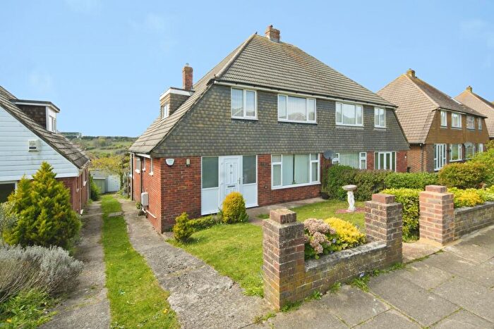 4 Bedroom Semi Detached House For Sale In Swanborough Drive, Brighton, East Sussex, BN2