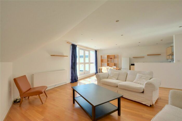 2 Bedroom Flat To Rent In Piano Studios, Belmont Hill, Lewisham, London, SE13