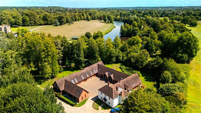 2 Bedroom Semi-Detached House For Sale In Lambourn Road, Speen, Newbury, Berkshire, RG20