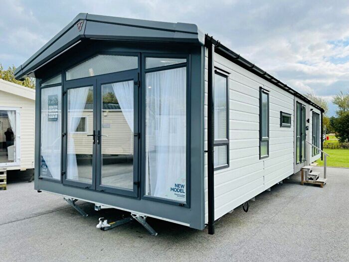 2 Bedroom Caravan For Sale In Loch Awe Holiday Park, PA35