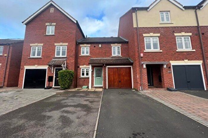 3 Bedroom Property To Rent In Harrington Walk, Lichfield, WS13