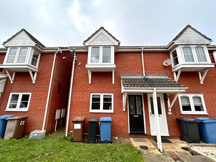 2 Bedroom Semi-Detached House To Rent In Millfield Gardens, Ipswich, IP4