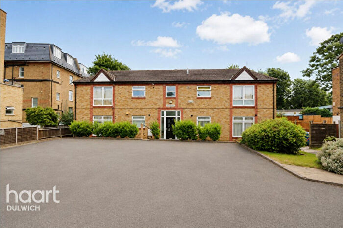 1 Bedroom Flat For Sale In Ferris Road, London, SE22