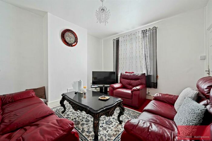 3 Bedroom Terraced House To Rent In Old Oak Lane, Willesden, NW10