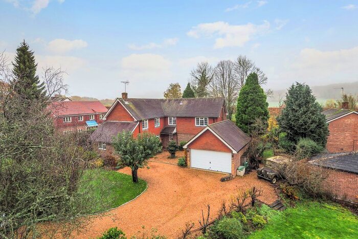 4 Bedroom Detached House For Sale In North Lane, Buriton, Petersfield, Hampshire, GU31