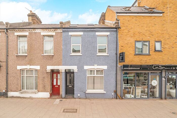 4 Bedroom Property For Sale In Haydons Road, Wimbledon, SW19