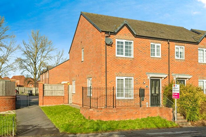 3 Bedroom Semi-Detached House For Sale In Pastures Road, Mexborough, S64