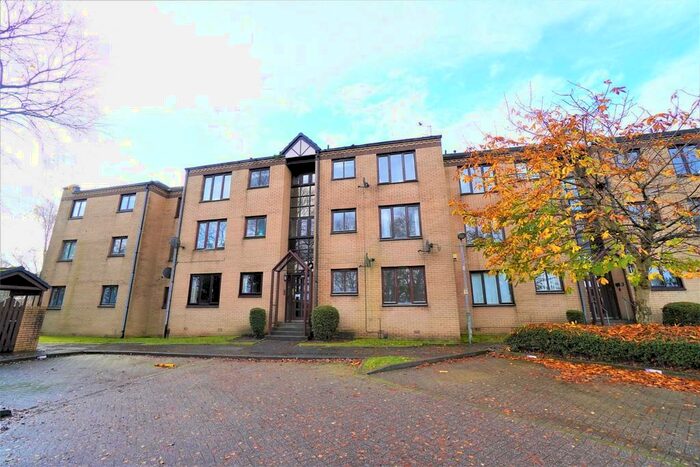 2 Bedroom Flat To Rent In Castle Court, Kirkintilloch, G66