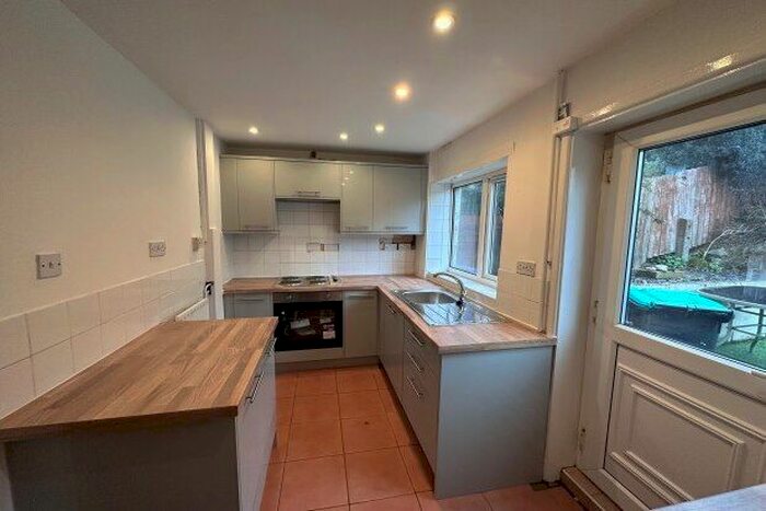 3 Bedroom Property To Rent In Empire Street, Mansfield, NG18