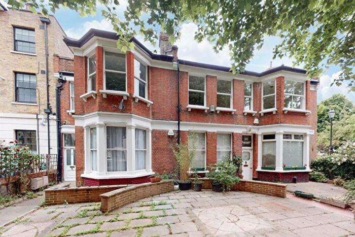 1 Bedroom Flat To Rent In Thornhill Road, Islington, N1