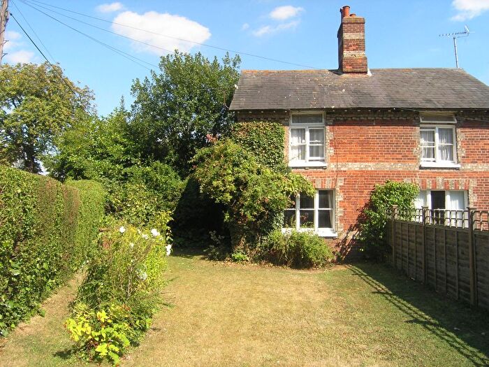 2 Bedroom Semi-Detached House To Rent In The Green, Sandon, CM2