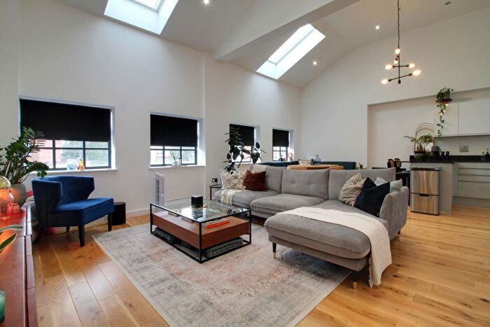 2 Bedroom Flat To Rent In Camden Drive, Jewellery Quarter, Birmingham, B1