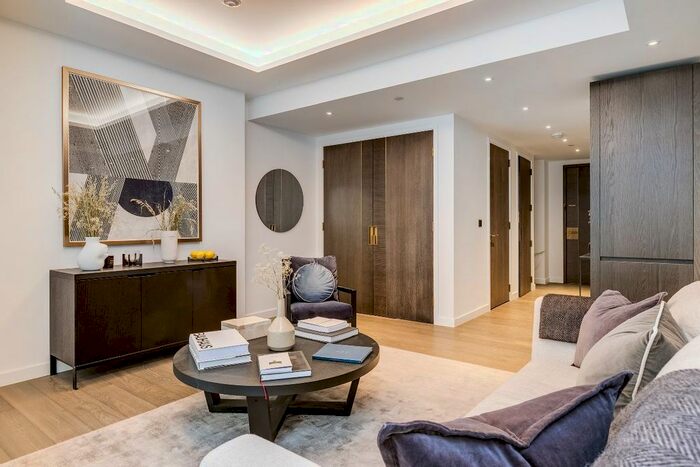 1 Bedroom Flat To Rent In No, Thames City, London, SW8